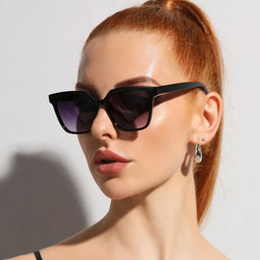 Óculos de Sol Feminino - Retro Clássico